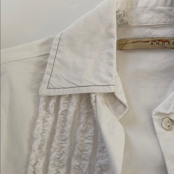 Lot of white blouses (2) adorable fun EUC - Picture 4 of 9